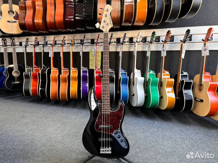 Бас гитара Aria