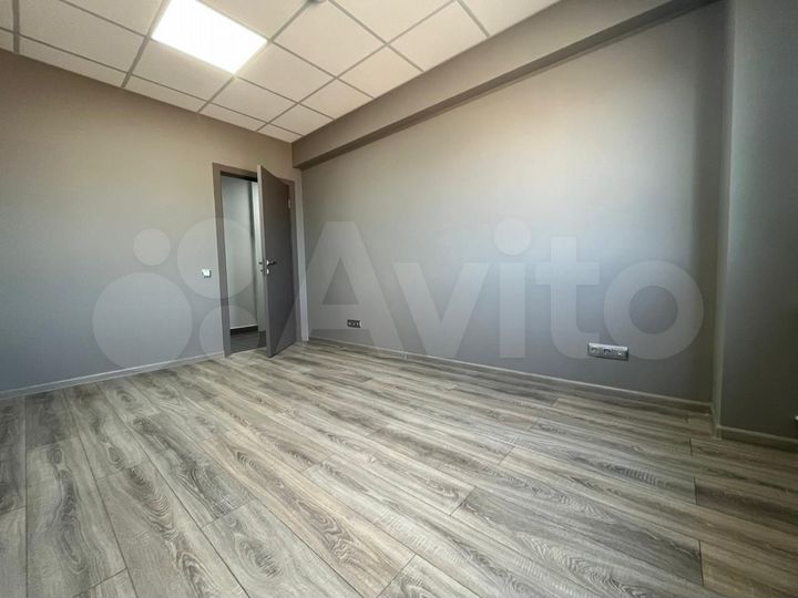 Свободного назначения, 12 м²