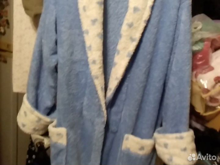 Халат махровый, женский. Б/у в хорошем состоянии