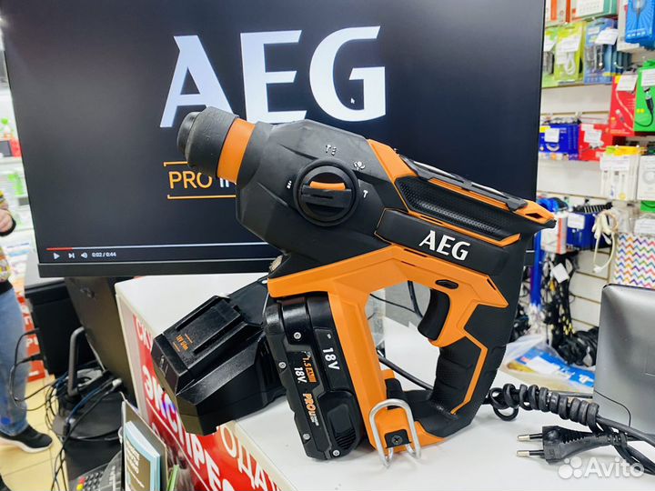 Компактный перфоратор AEG BBH18C +Акуммулятор+З/У