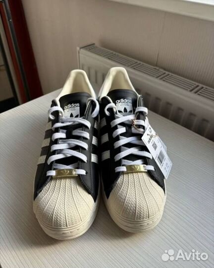 Adidas Superstar