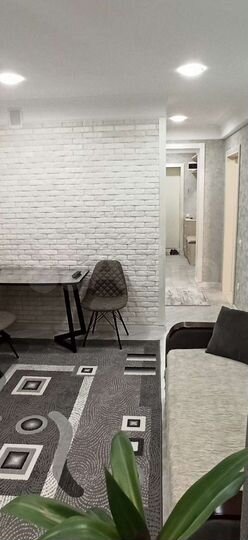 2-к. квартира, 50 м², 10/10 эт.