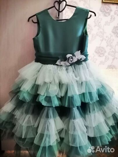 Платье для девочки, нарядное