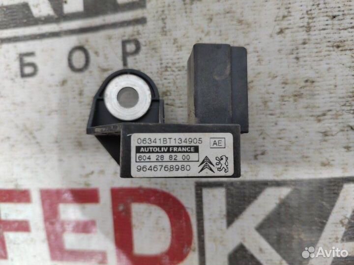 Датчик удара AirBag левый Peugeot 307 3С