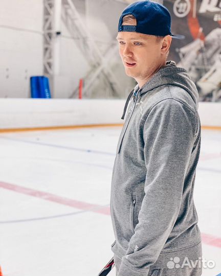 Обучение катанию на коньках