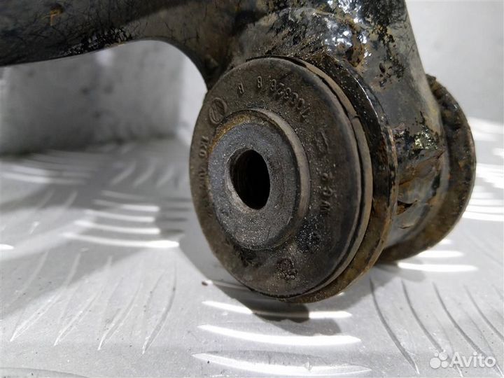 Рычаг передний левый Skoda Superb 1K0407151BG