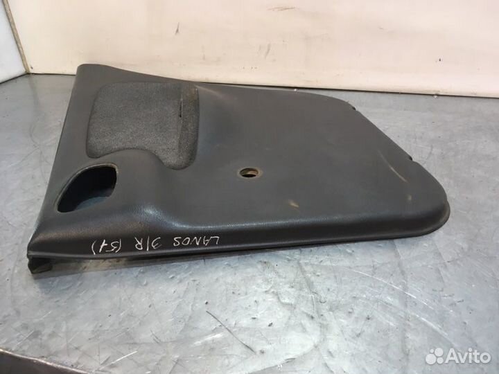 Обшивка двери задняя правая Chevrolet Lanos седан