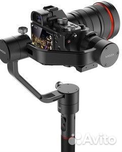 Электронный трёхосевой стедикам moza AIR