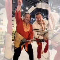 Музыкальный Шоу-дуэт на праздник