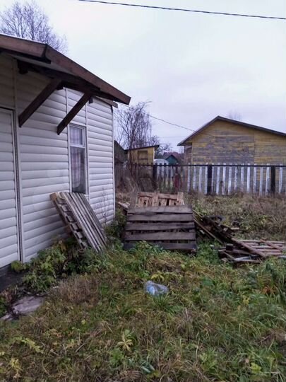 Дача 20 м² на участке 6 сот.