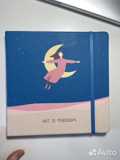 Блокнот новый (скетчбук)