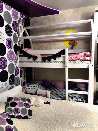 Двухъярусная кровать домик