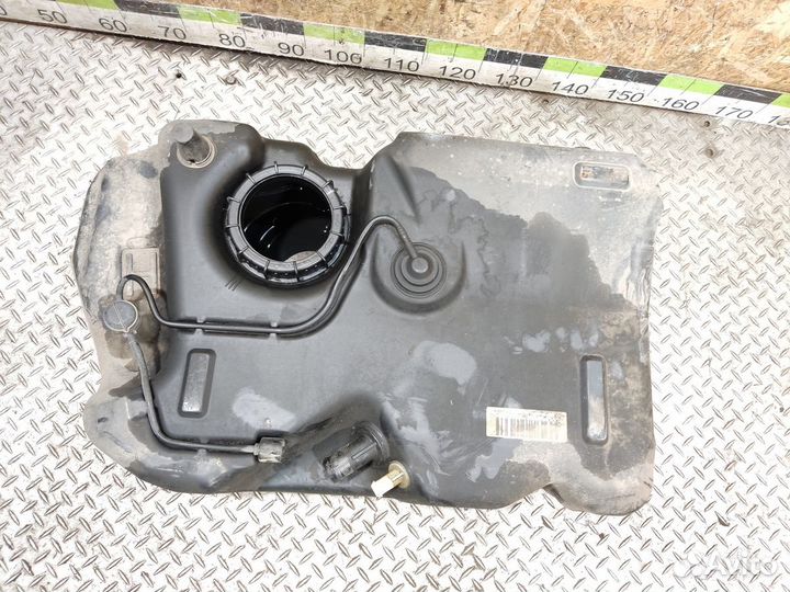 Бак топливный Ford Fiesta 2001-2008