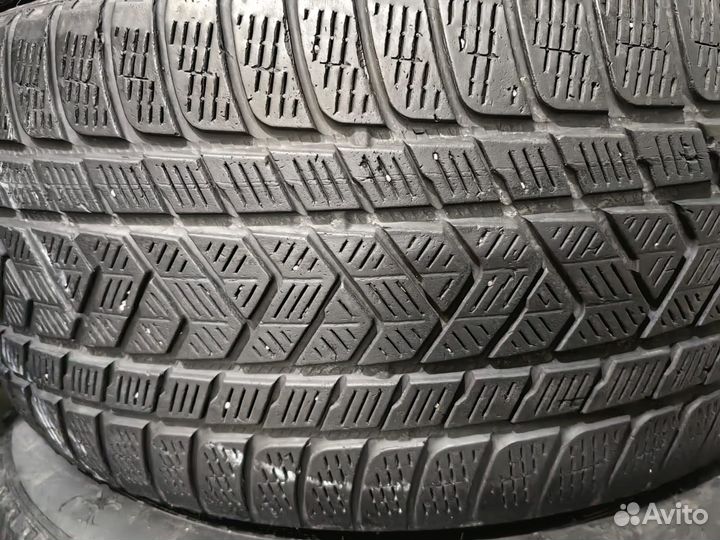 Pirelli Scorpion 275/40 R20 и 315/35 R20 110V