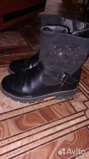 Сапоги весенние для девочки 33р