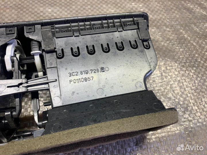 Дефлектор обдува салона Volkswagen Passat CC 2012