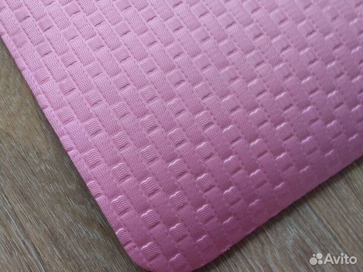 Коврик для йоги и фитнеса