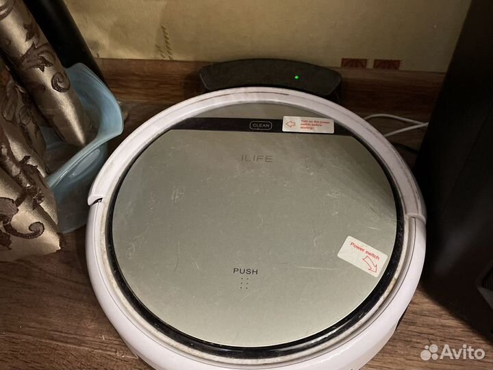 Робот пылесос