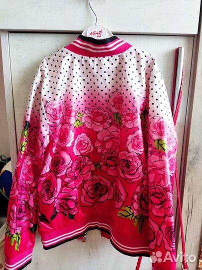 Ветровка для девочки