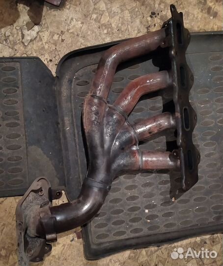 Выпускной коллектор Renault Duster 2,0