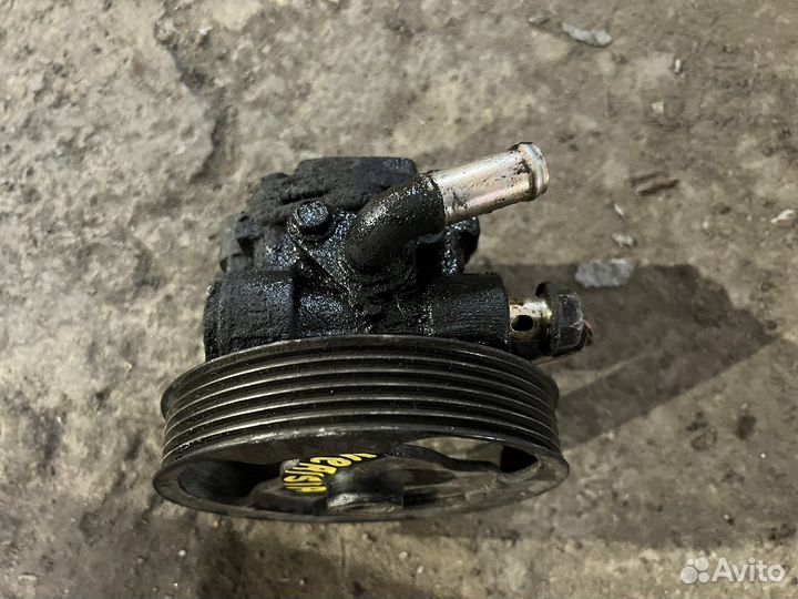 Насос гидроусилителя Mazda Verisa Demio