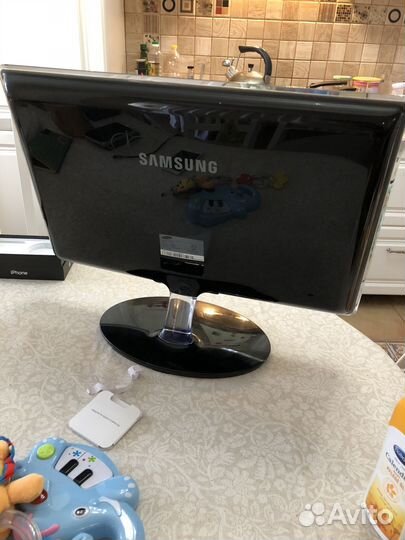 Жк-монитор Samsung SyncMaster P2070