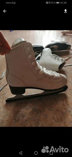Продам коньки