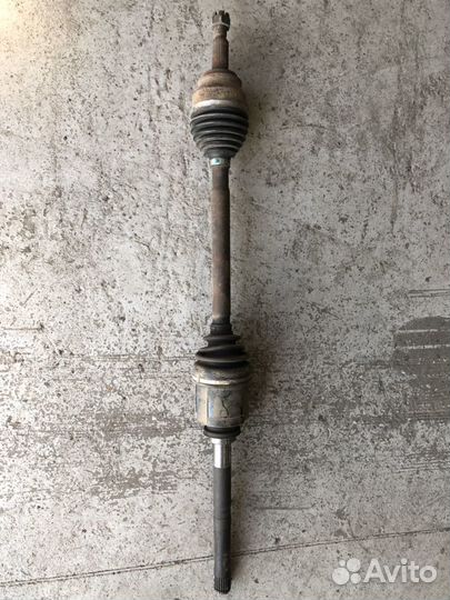 Привод,полуось правый Peugeot 4007