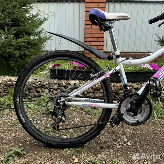 Велосипед подростковый для девочки Stern Leeloo 24