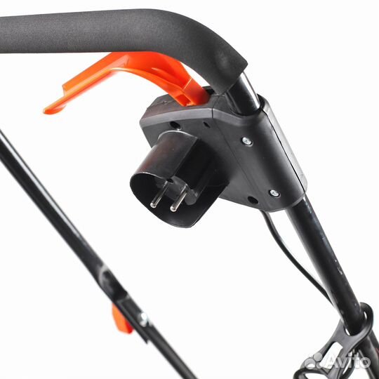 Газонокосилка электрическая