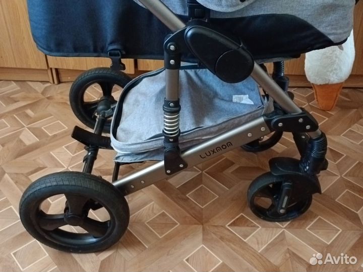 Коляска luxmom 3 в 1 бу