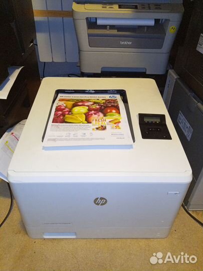 HP color LJ Pro M452nw лазерный цветной с WiFi