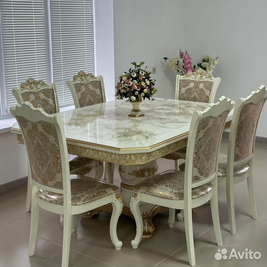 Кухонный стол и стулья/ Стол / стулья