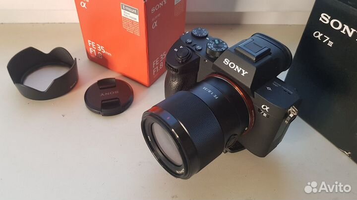 Sony Alpha A7 Mark III и Sony 35mm 1.8 +64gb карта
