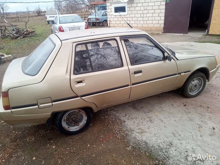 Бампера таврия славута