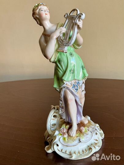 Дама с лирой. Предположительно, Германия