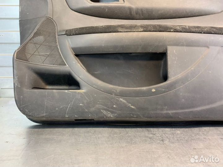 Обшивка двери передняя правая Citroen C4 LA 2004