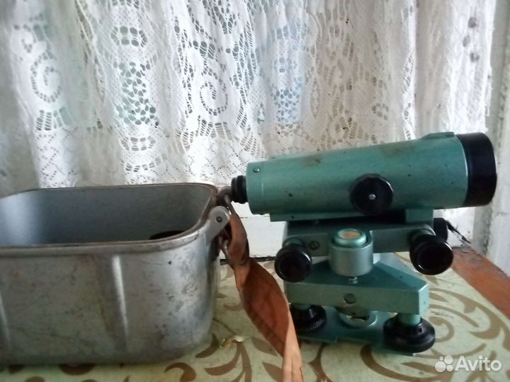 Оптический нивелир бу