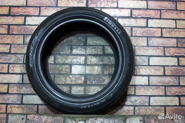 Pirelli P Zero 275/40 R19
