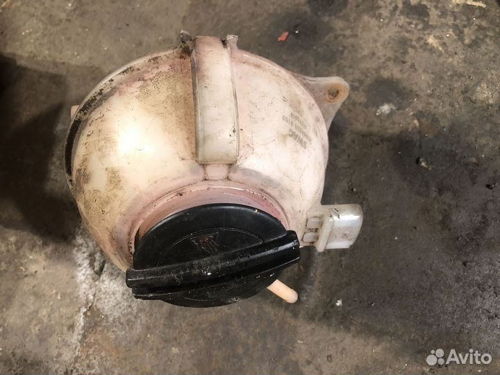 Расширительный бачок skoda rapid