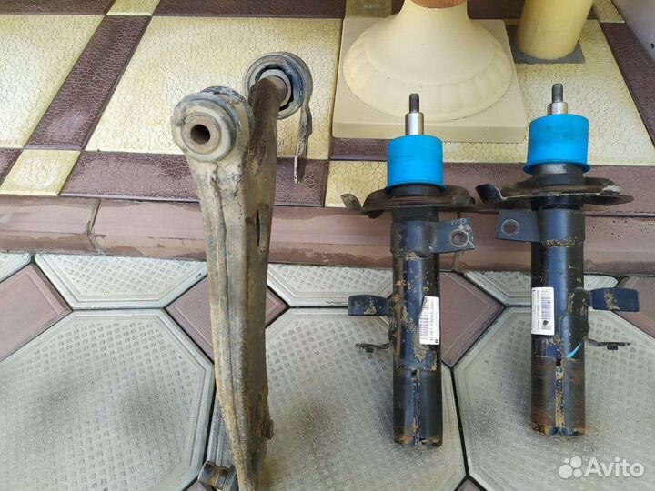 Амортизаторы передние на форд фокус 3