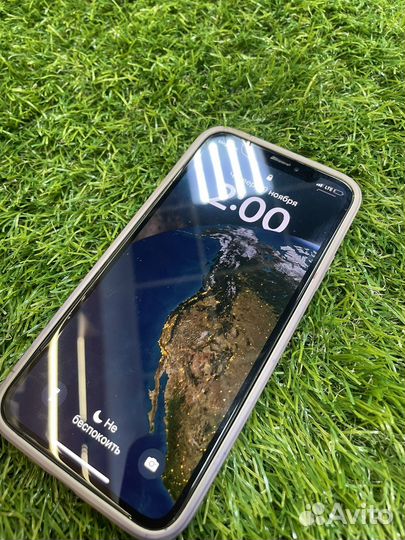 iPhone Xs, 64 ГБ