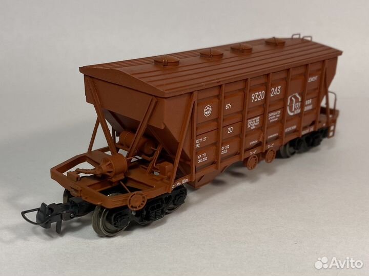 1:87 Хоппер цемент 11-715 Первая грузовая компания