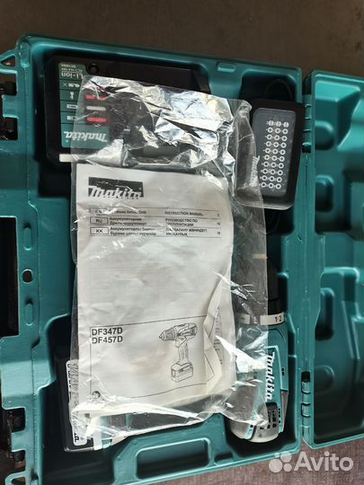 Аккумуляторная дрель-шуруповерт Makita DF347dwex8