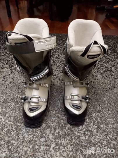 Горные лыжи Rossignol и ботинки fisher женские