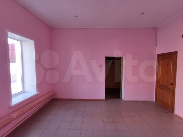 Свободного назначения на первой линии, 190.1 м²