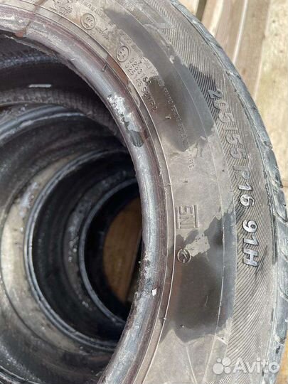 Kumho 954 205/55 R16 H