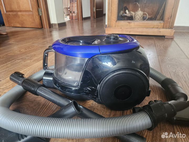 Пылесос Samsung контейнер