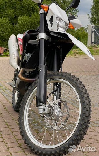 Husqvarna TE 449