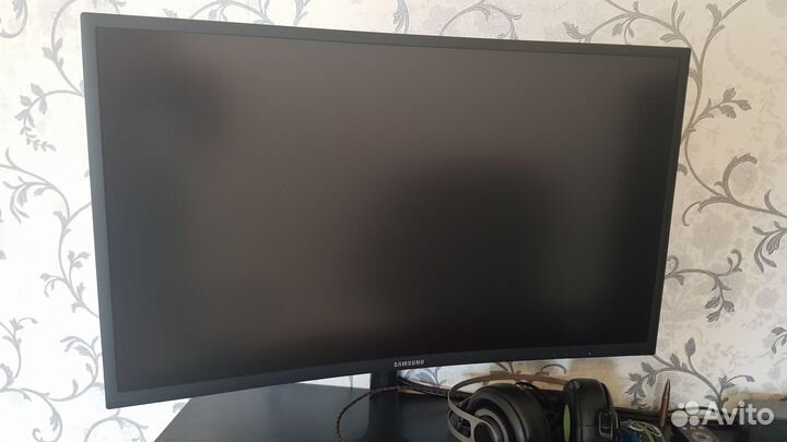 Монитор Samsung C27FG73FQ
